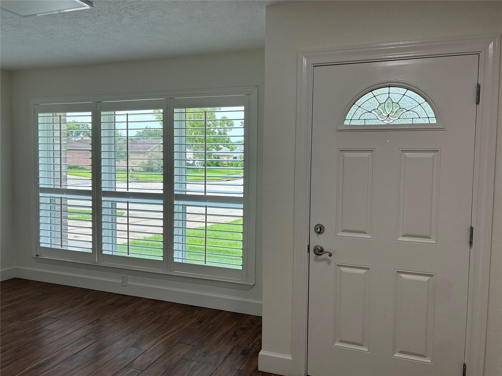 17034 Coachmaker Drive - Photo 2