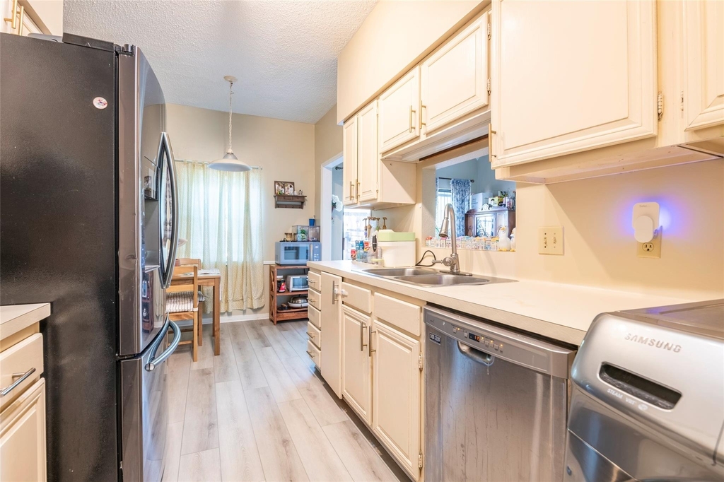 3729 Wakeforest Street - Photo 7