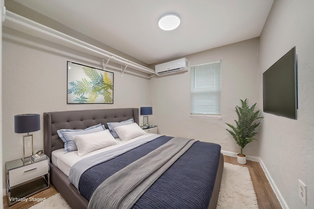 217 Johnson Street - Photo 2