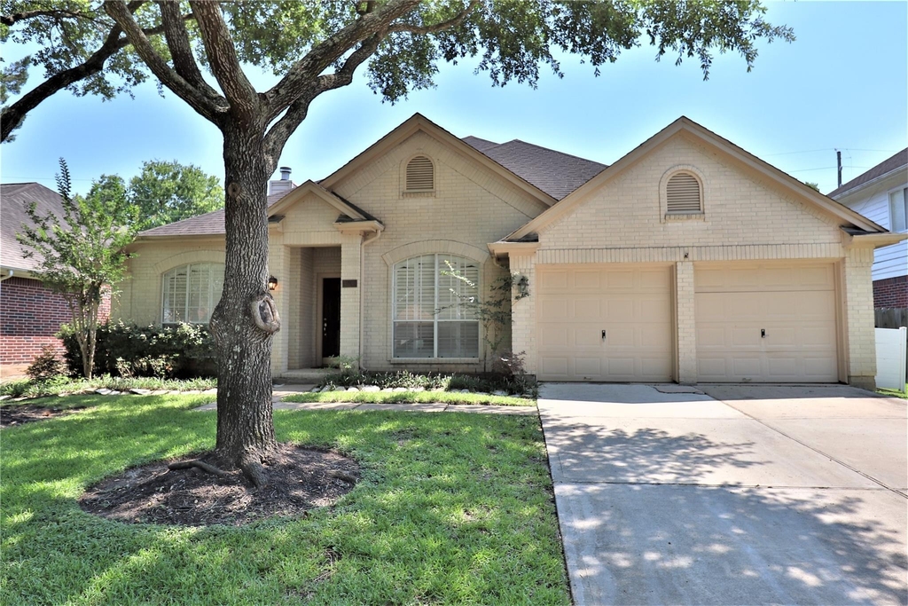 4530 Springfield Lakes Street - Photo 1
