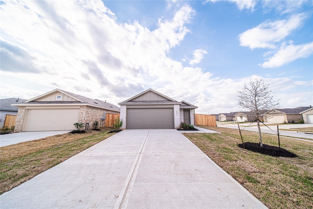 6851 Eastern Cottonwood Lane - Photo 2