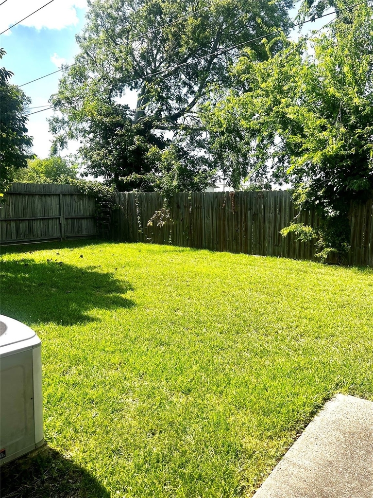 11718 Zarroll Drive - Photo 11