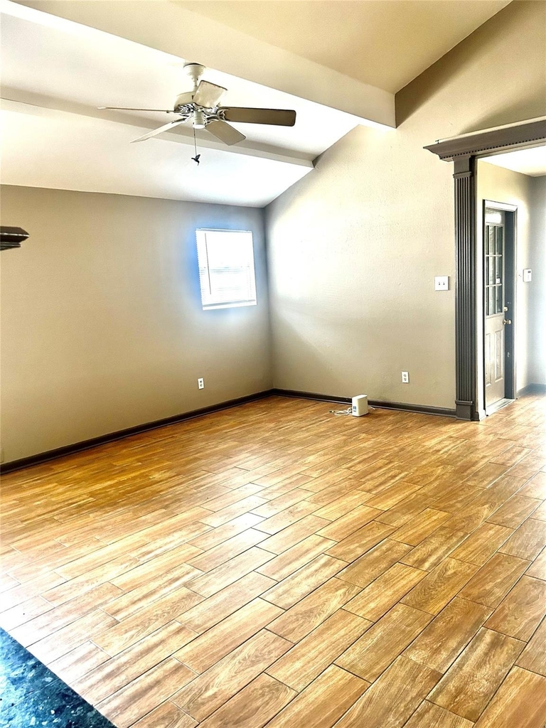 11718 Zarroll Drive - Photo 2