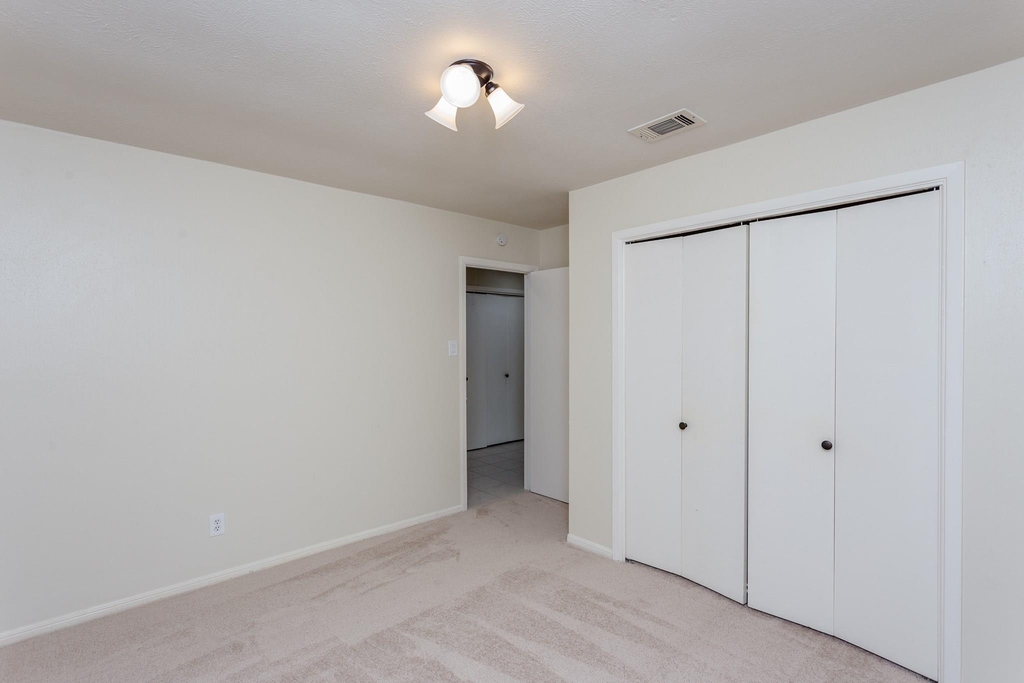2703 Ferry Landing - Photo 26