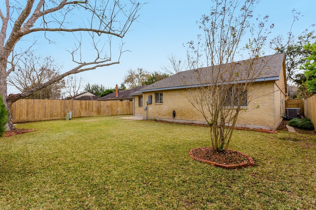 2703 Ferry Landing - Photo 32