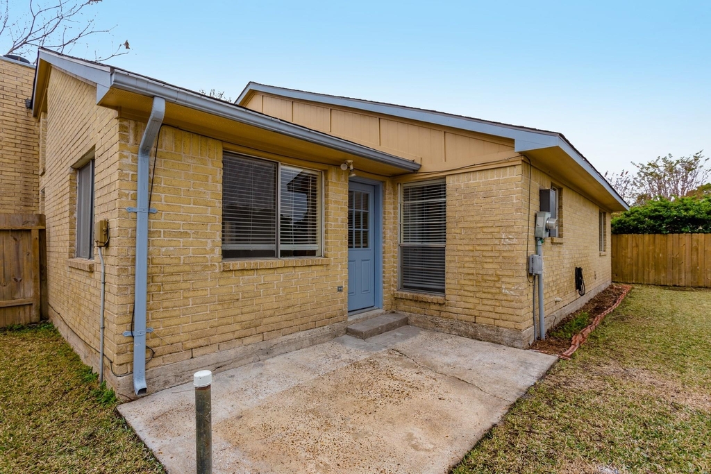 2703 Ferry Landing - Photo 29