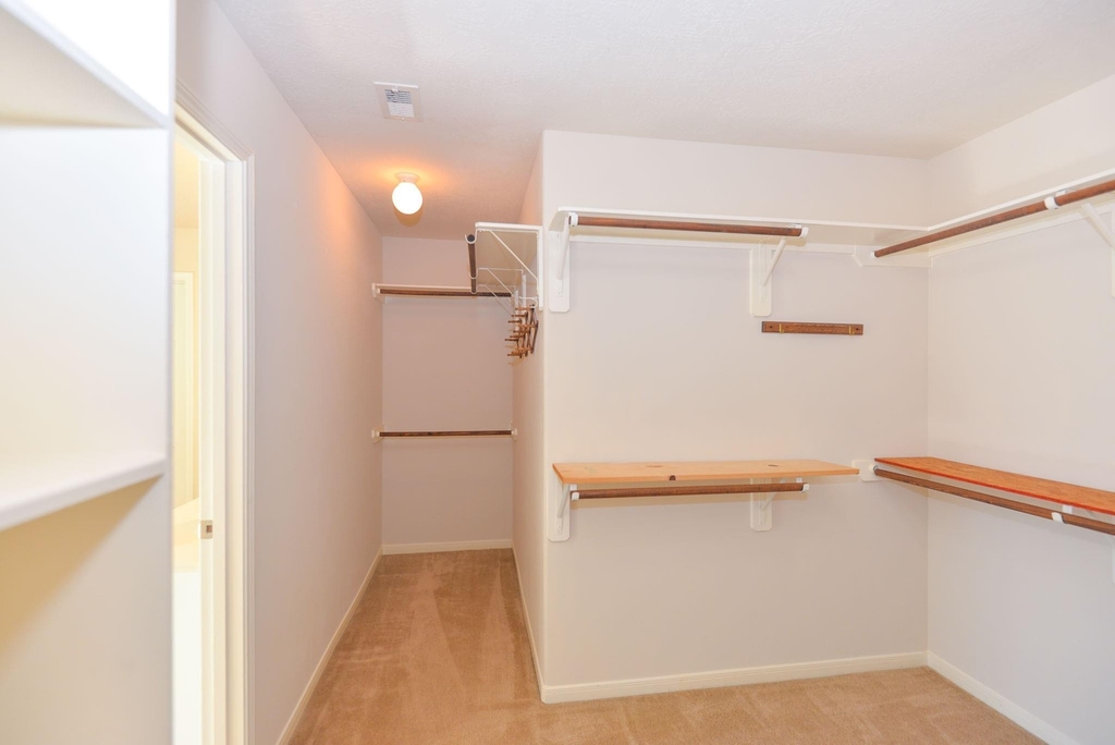 13607 Manor Crest Lane - Photo 14