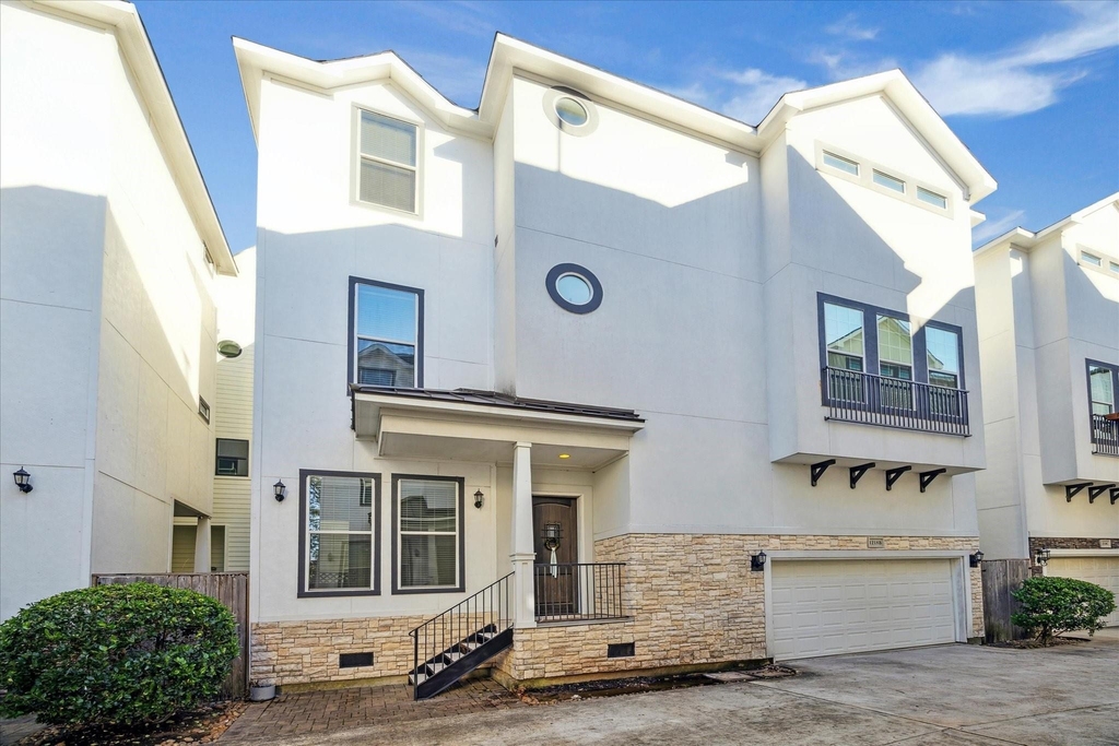 1218 W 23rd Street - Photo 0