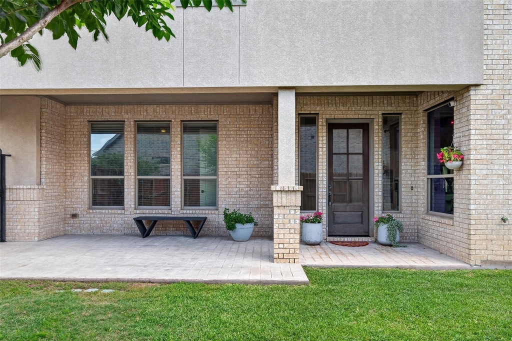 12010 Papaveri Street - Photo 9