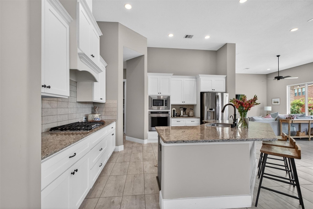 12010 Papaveri Street - Photo 13