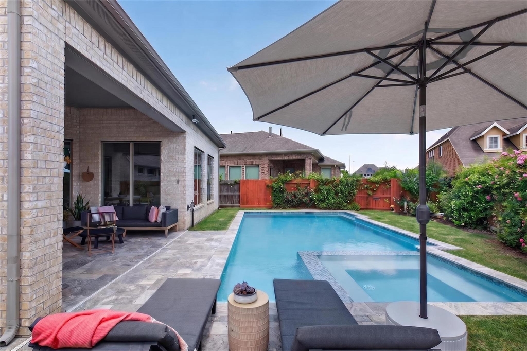 12010 Papaveri Street - Photo 0