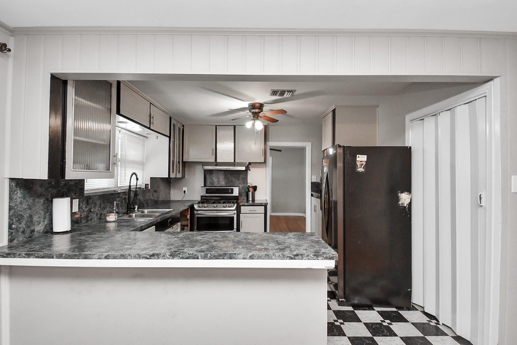 2601 Holly Street - Photo 2