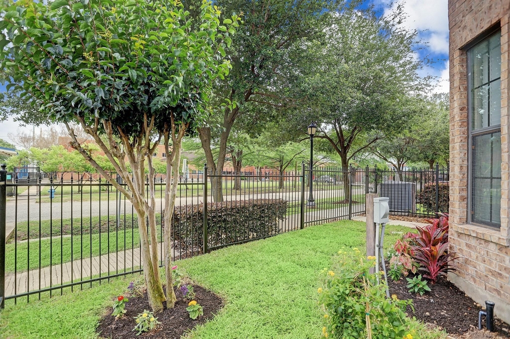 2110 Shearn Street - Photo 20