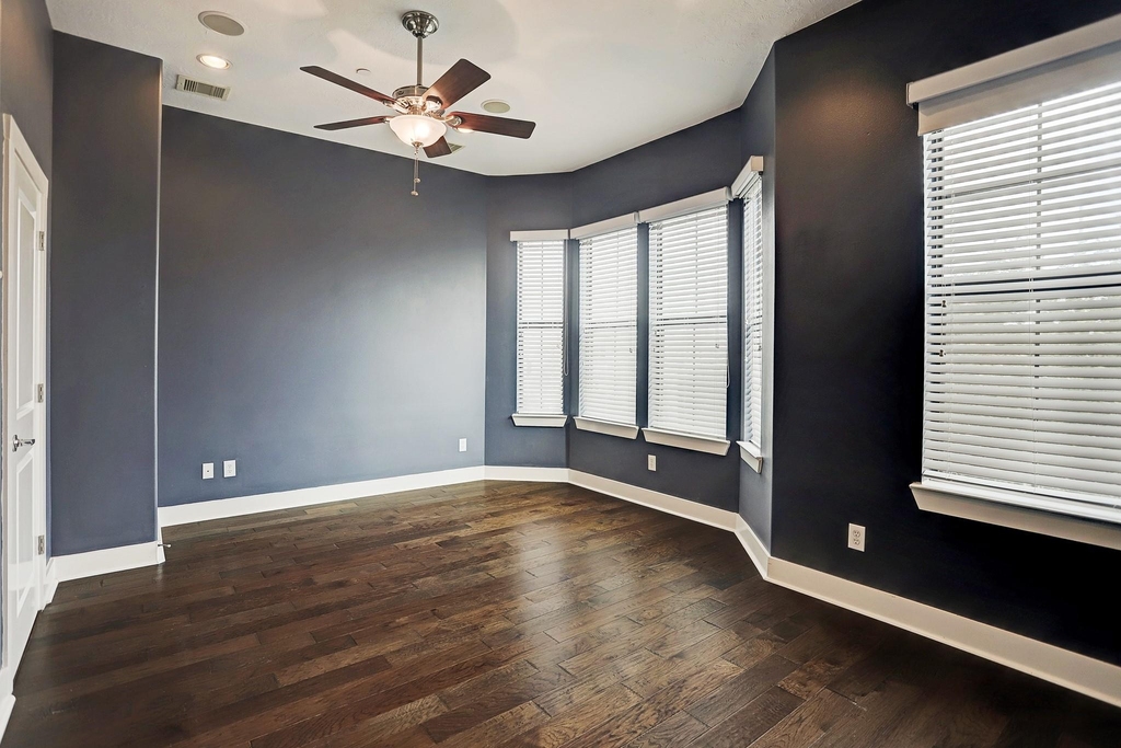 2110 Shearn Street - Photo 13