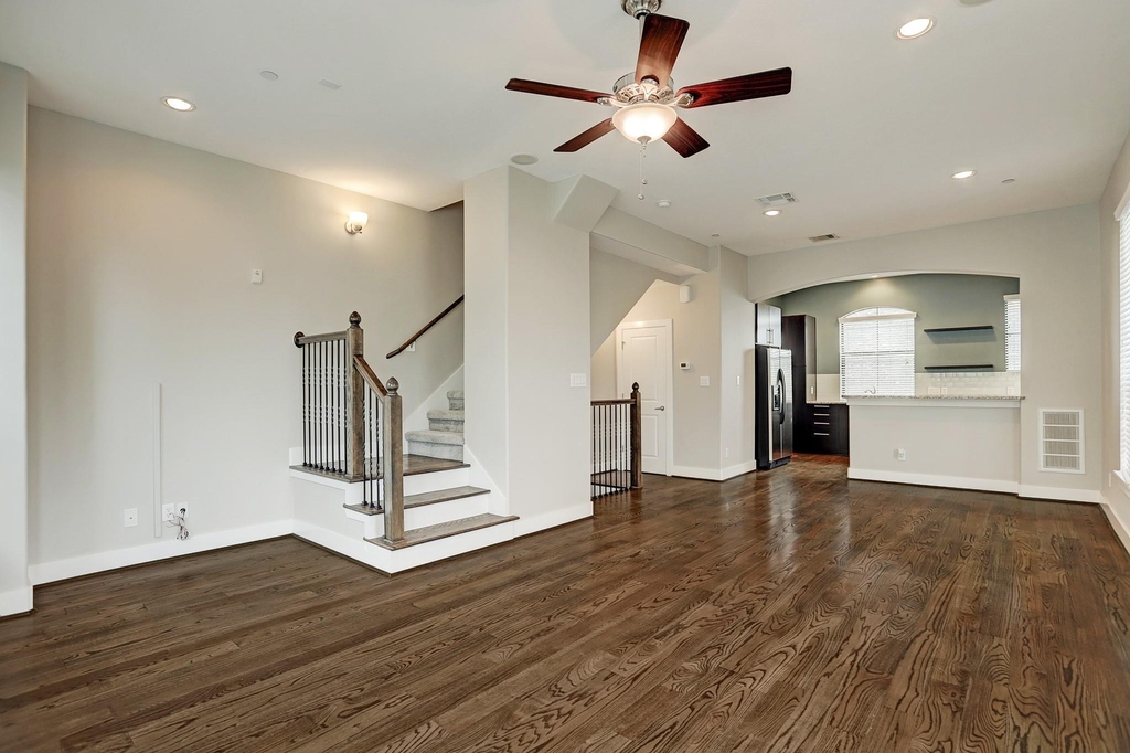 2110 Shearn Street - Photo 8