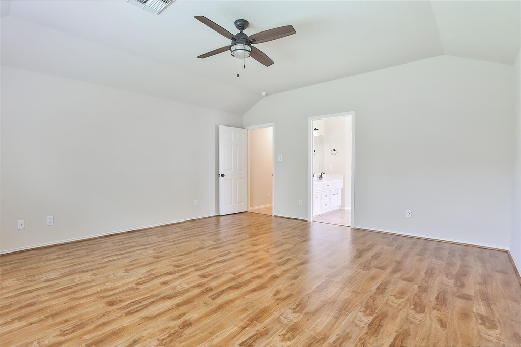 26738 Abbey Springs Lane - Photo 16