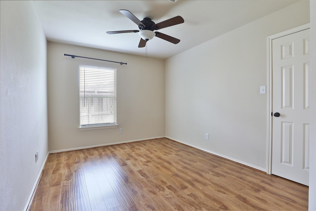 26738 Abbey Springs Lane - Photo 24