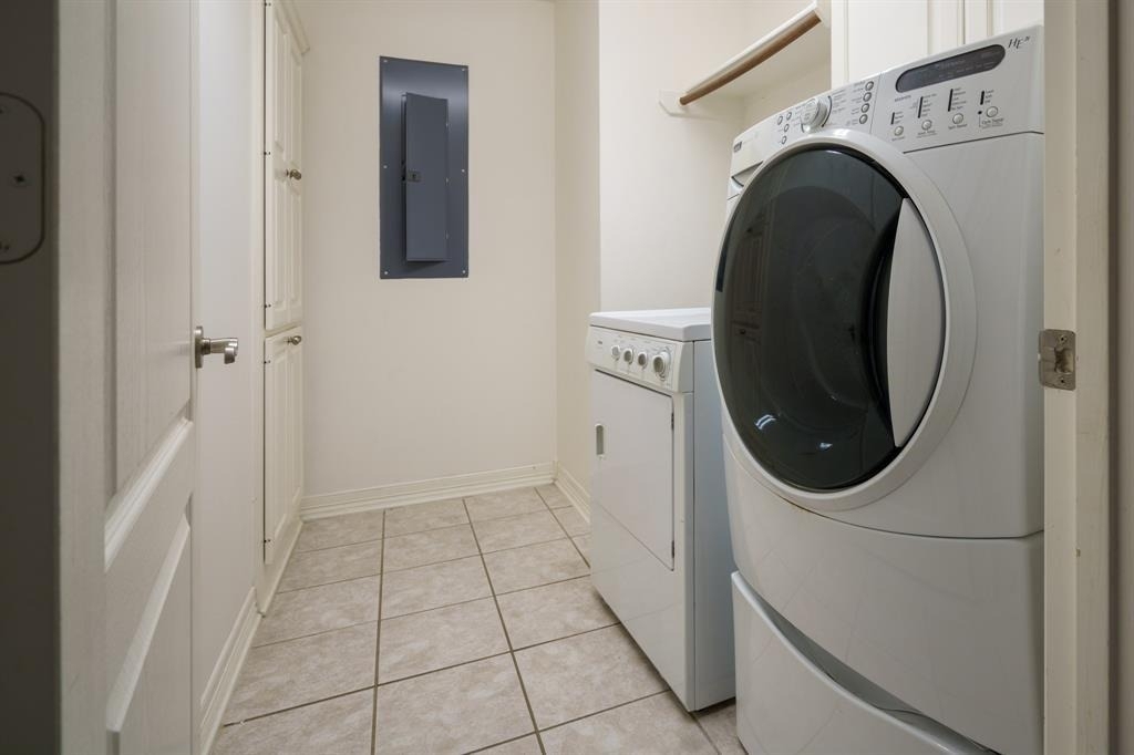 6010 Serrano Terrace Lane - Photo 23
