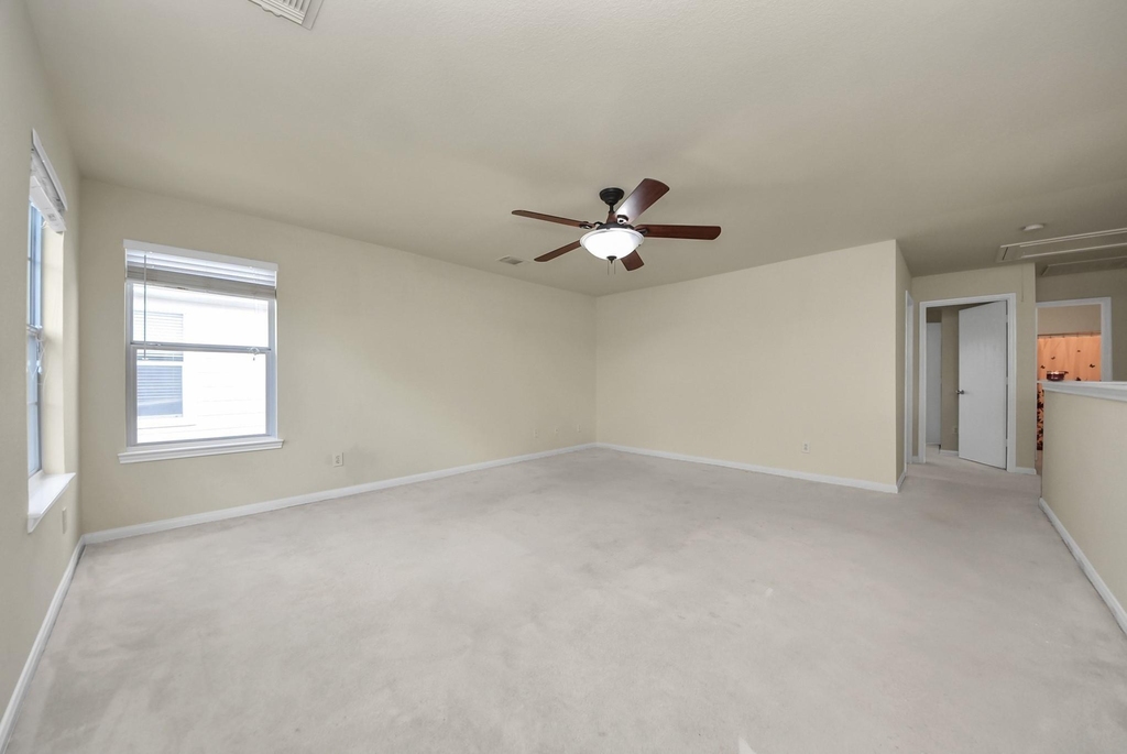 17006 Kemble Creek Drive - Photo 19