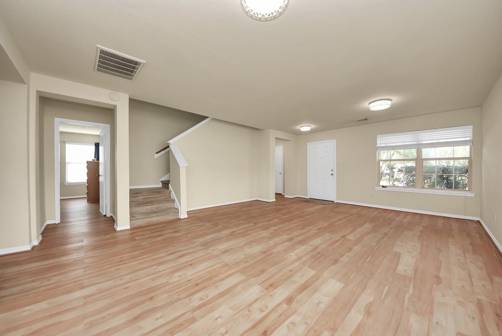 17006 Kemble Creek Drive - Photo 4