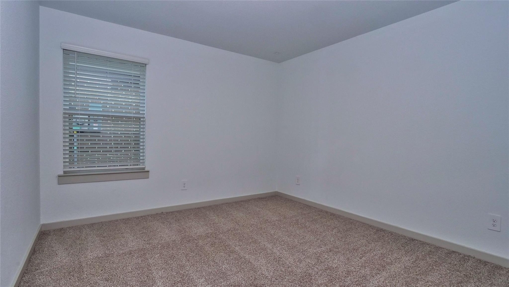 28915 Yachting Point Lane - Photo 9