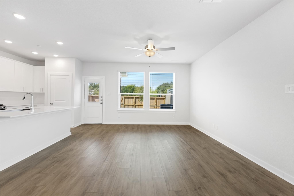 8132 Brocken Street - Photo 7