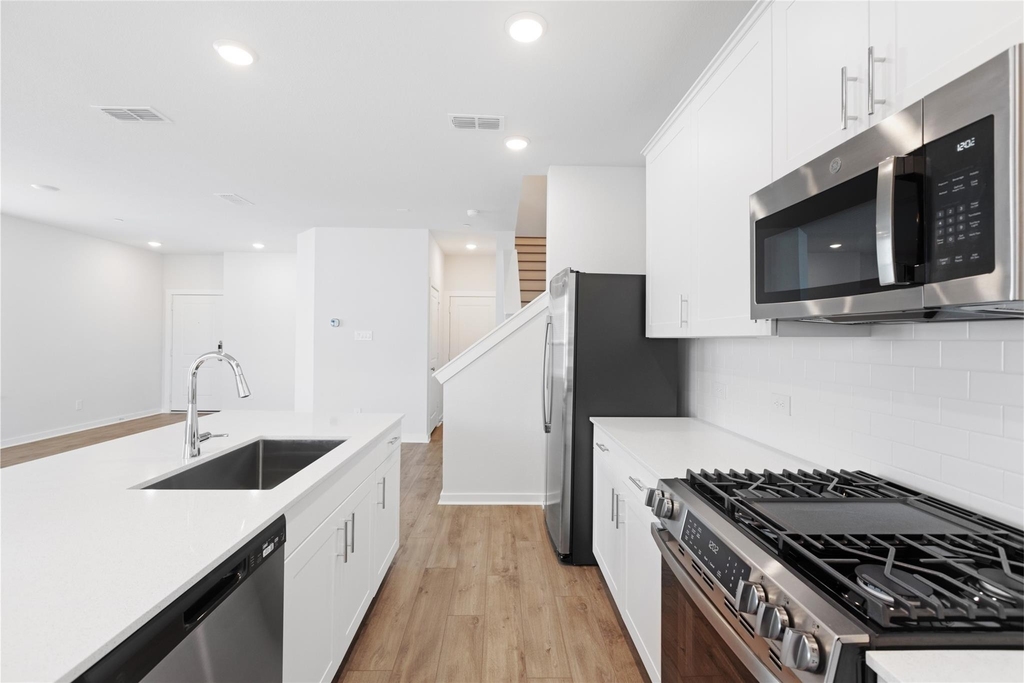 8132 Brocken Street - Photo 5