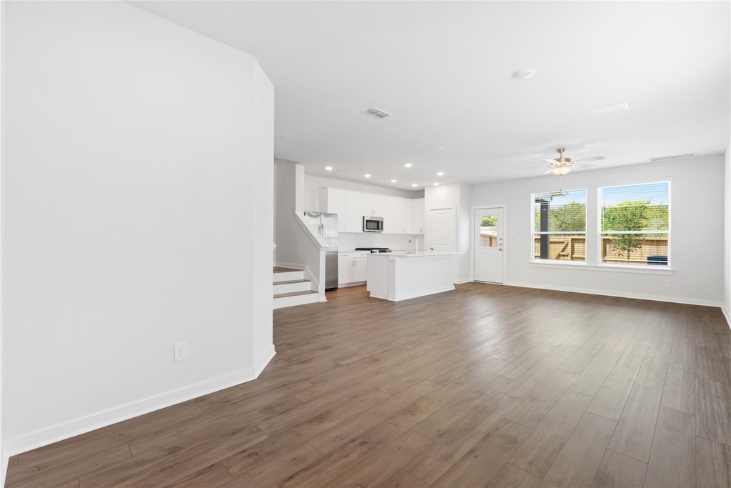8132 Brocken Street - Photo 3