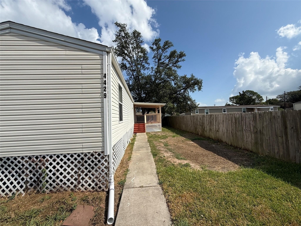 4429 16th Street - Photo 12