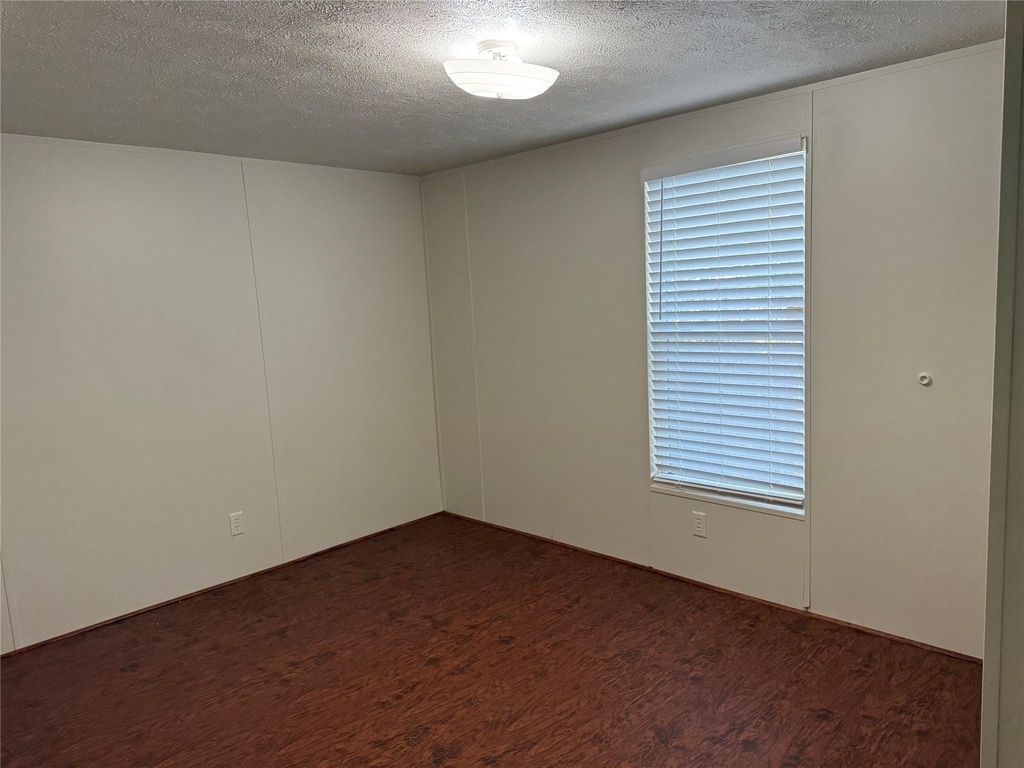 4429 16th Street - Photo 2