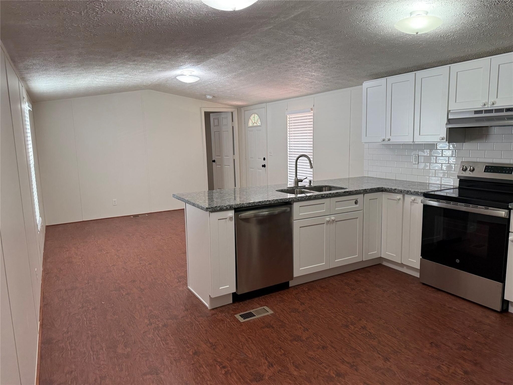 4429 16th Street - Photo 6