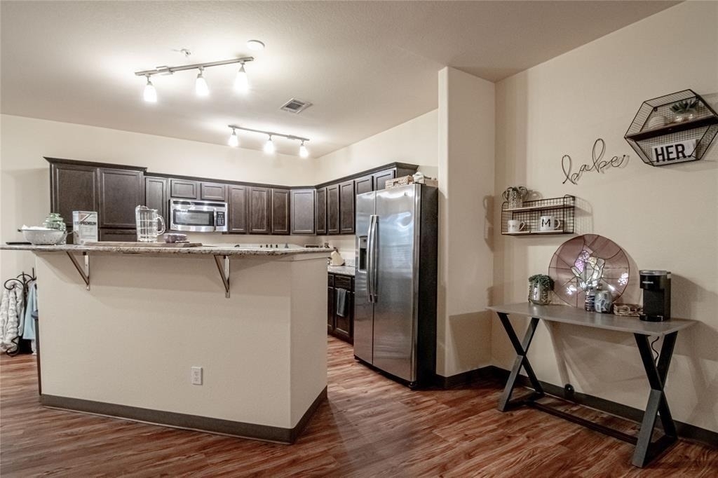 1239 20th Street - Photo 10