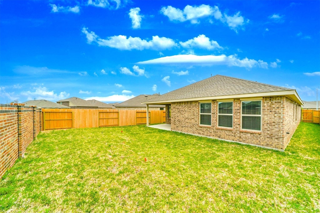 5227 Sunvalley Bend Drive - Photo 32