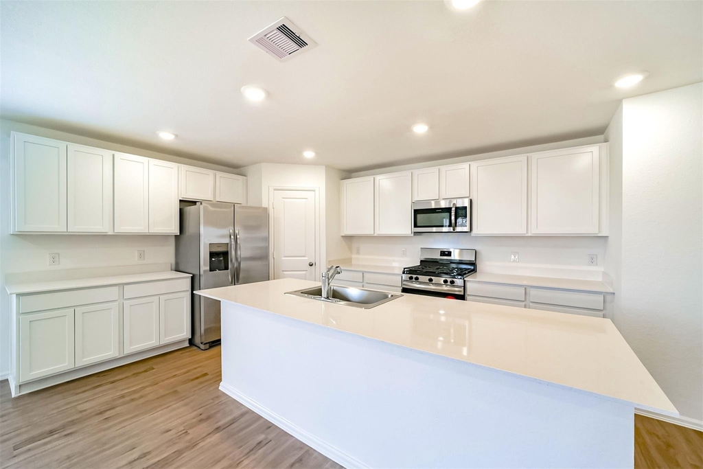 5227 Sunvalley Bend Drive - Photo 8