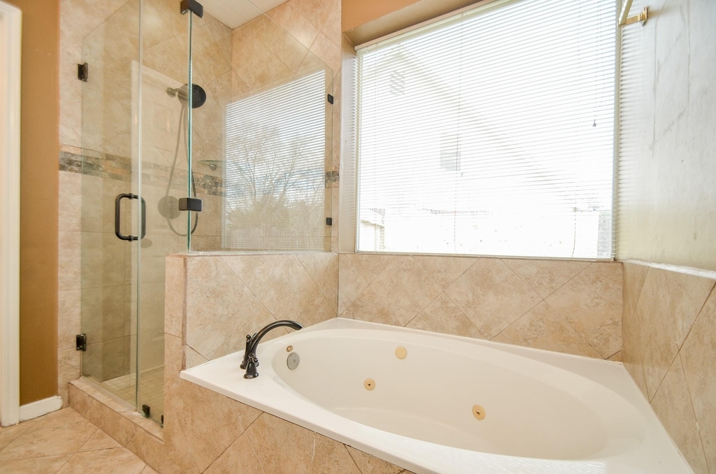 12811 Candace Court - Photo 18