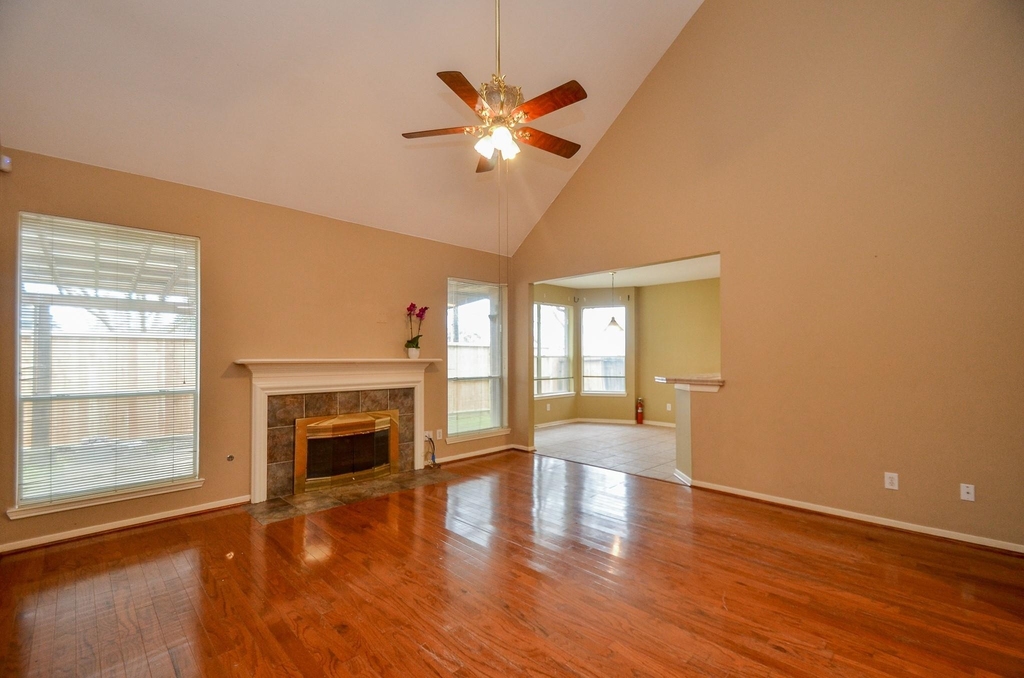 12811 Candace Court - Photo 10