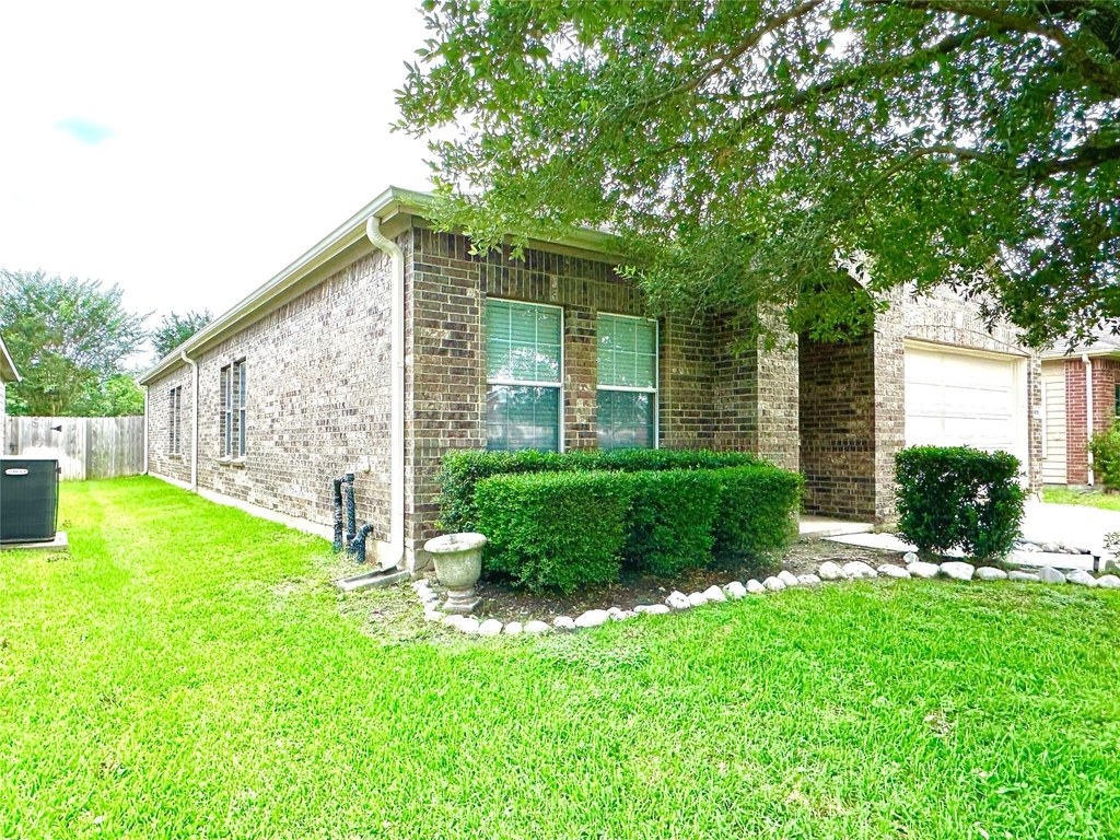 24219 Cornell Park Lane - Photo 2