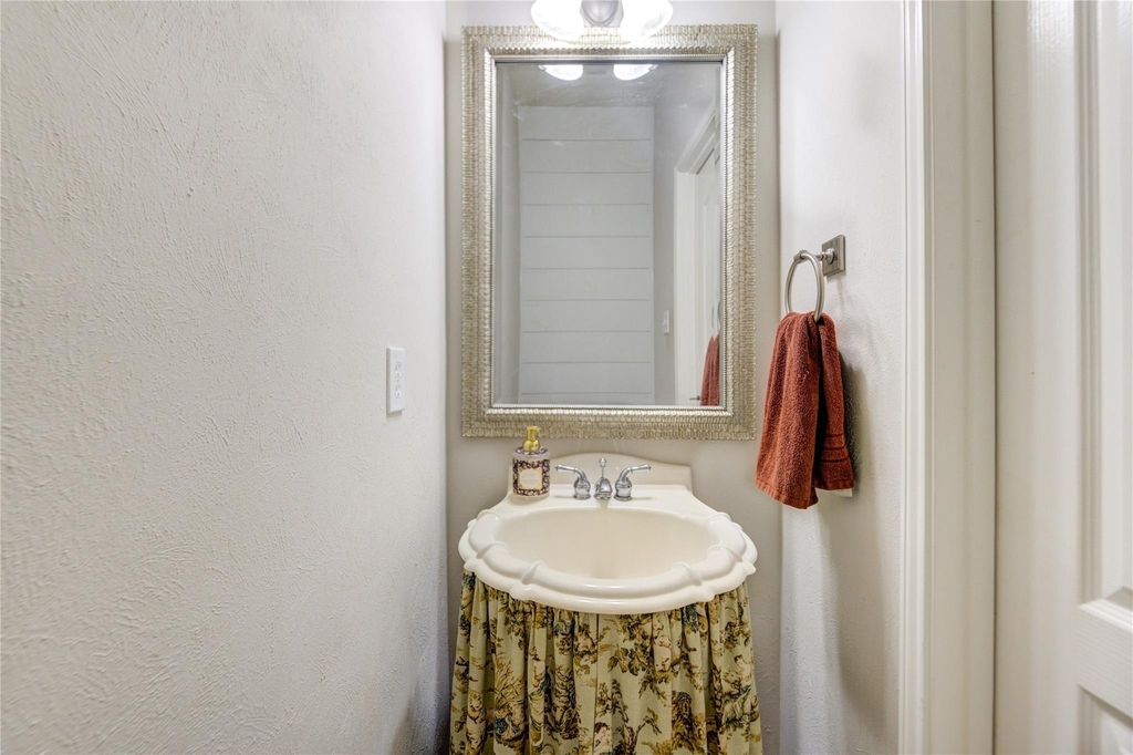 24934 Crystal Stone Lane - Photo 41
