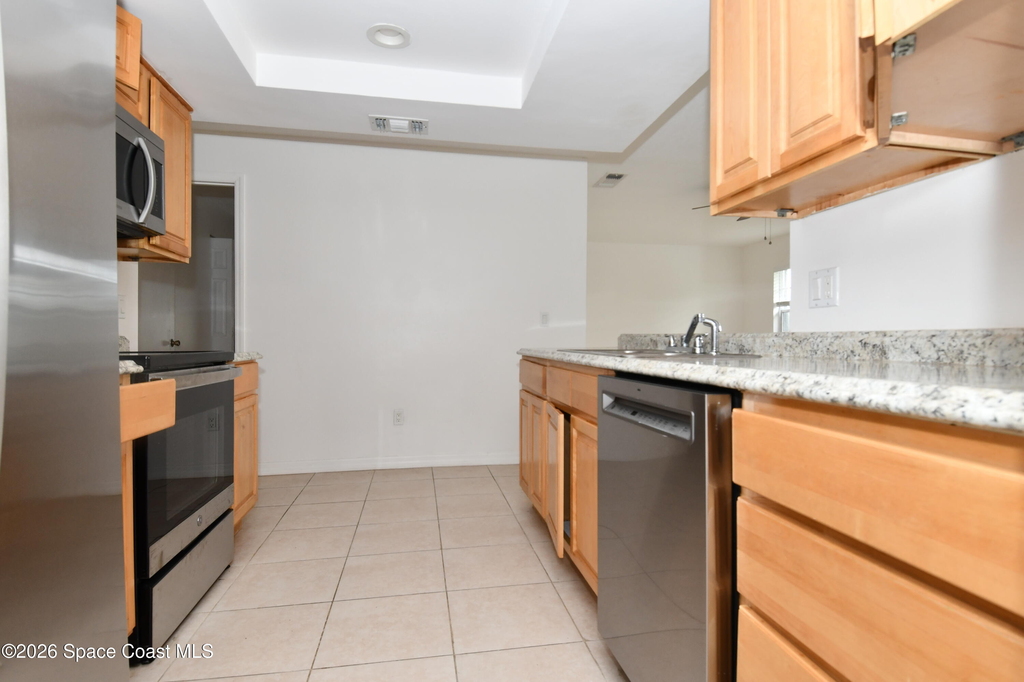 838 Gillen Avenue Nw - Photo 4