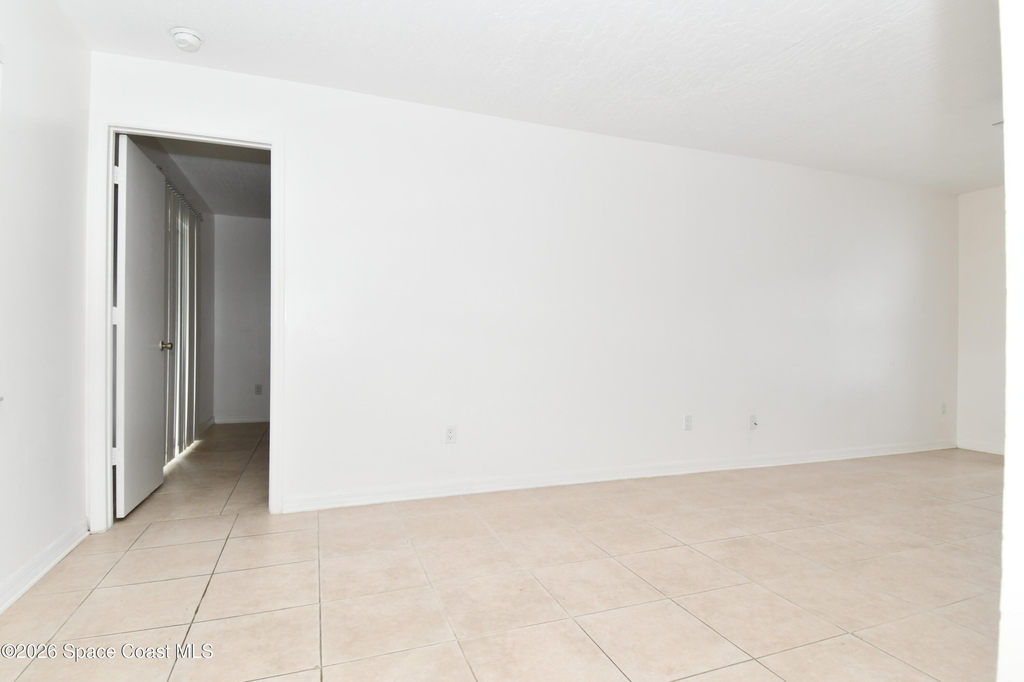 838 Gillen Avenue Nw - Photo 8
