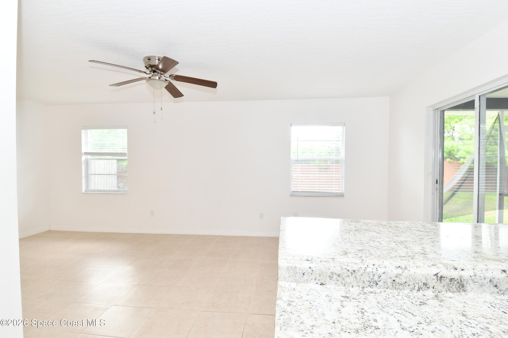 838 Gillen Avenue Nw - Photo 11