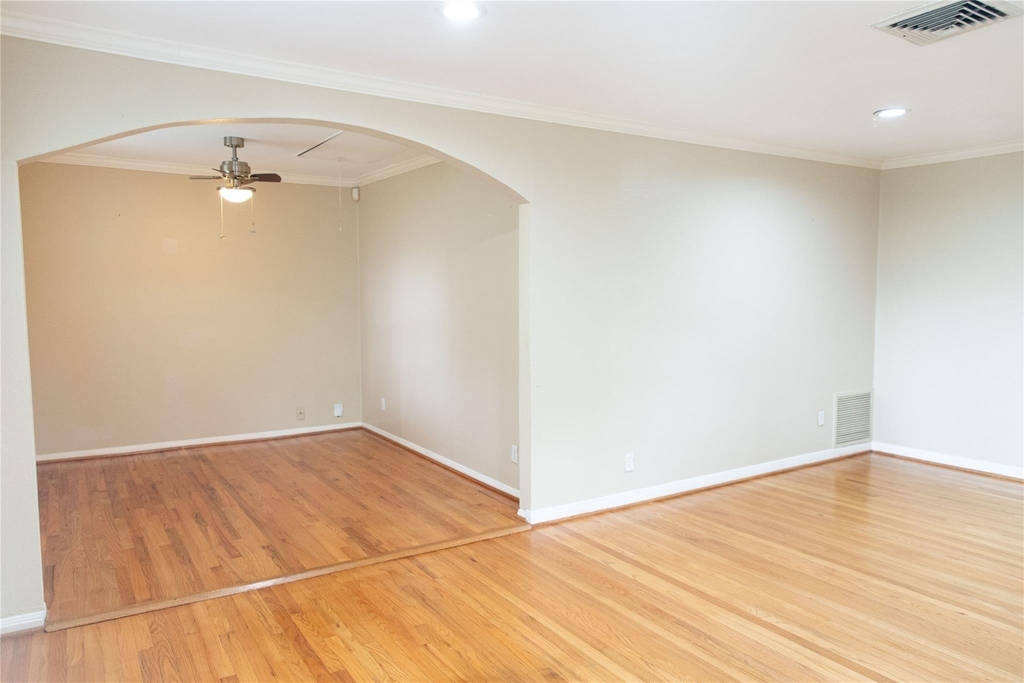 5564 Aspen Street - Photo 8