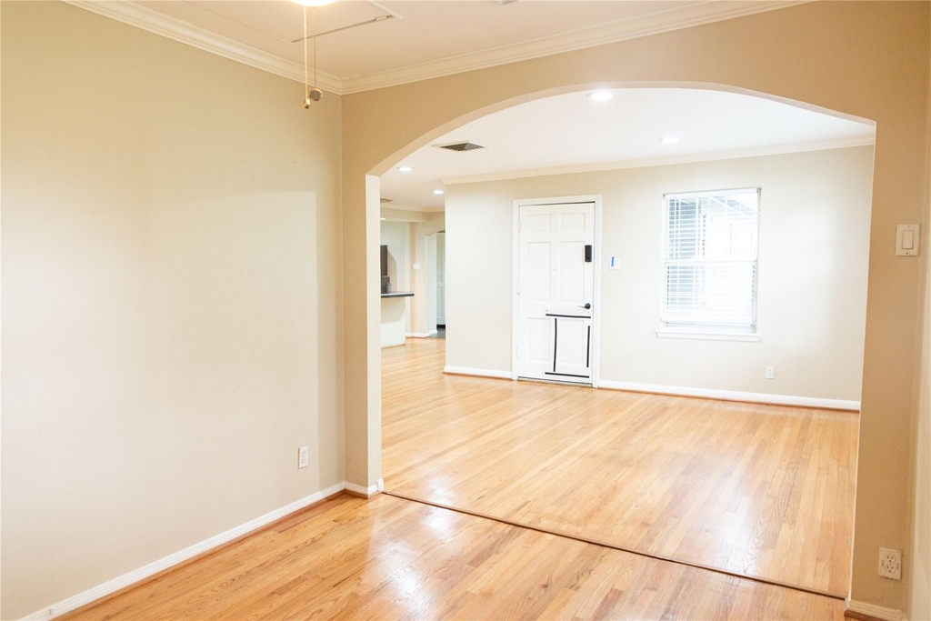 5564 Aspen Street - Photo 6