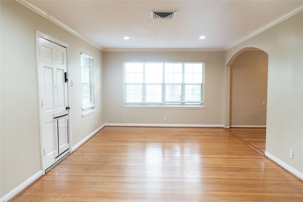 5564 Aspen Street - Photo 5