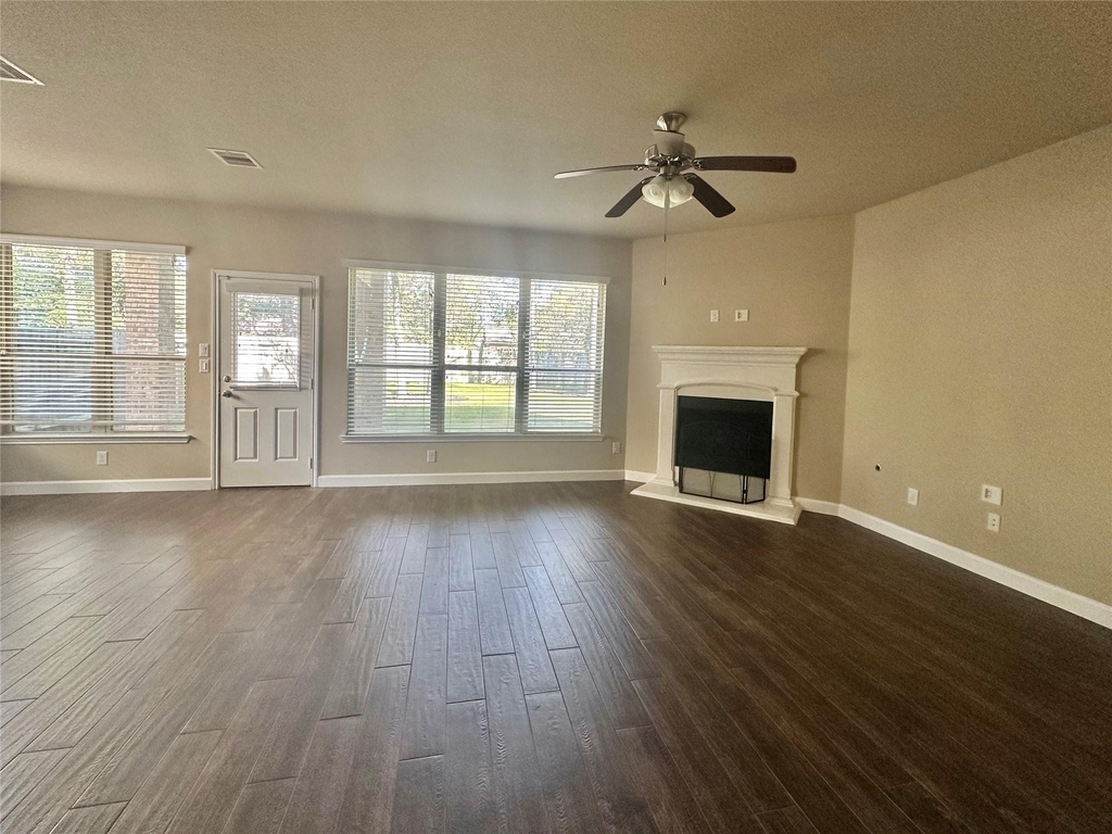 2438 Garden Falls Dr - Photo 1