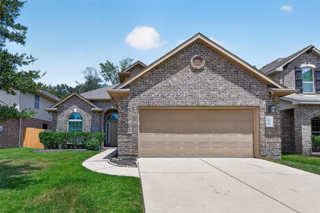 2438 Garden Falls Dr - Photo 0