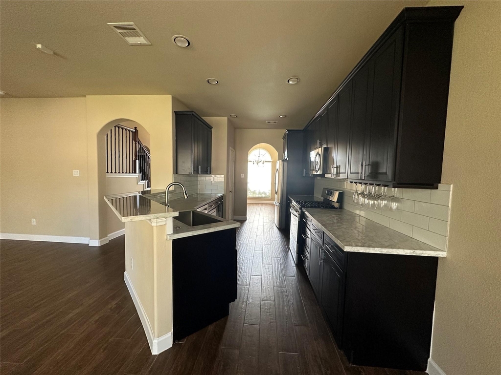 2438 Garden Falls Dr - Photo 5