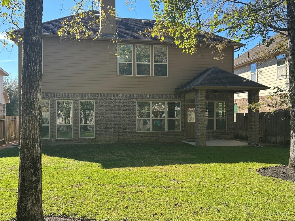 2438 Garden Falls Dr - Photo 15