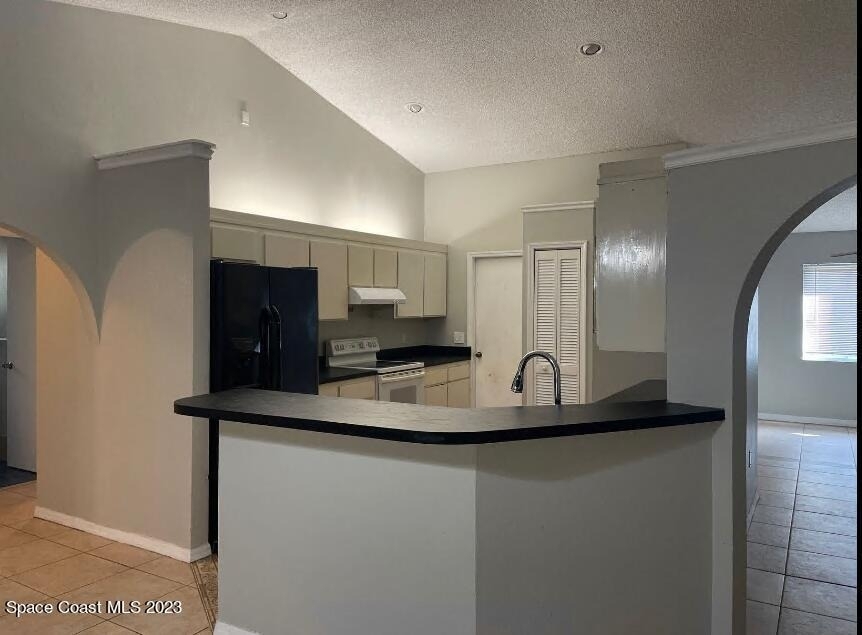 4030 Sheridan Avenue - Photo 2