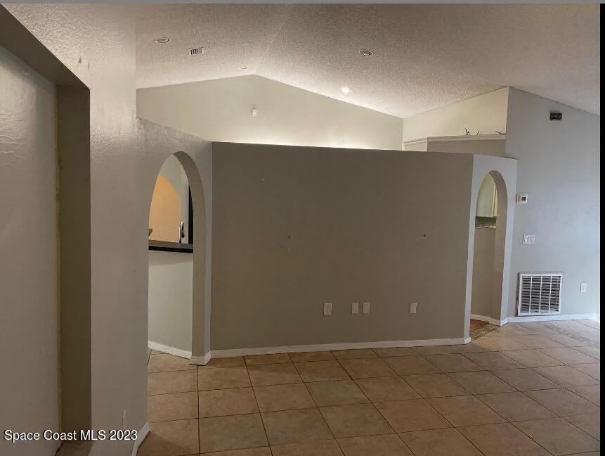 4030 Sheridan Avenue - Photo 12